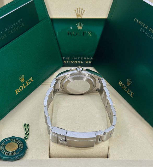 Rolex Explorer 124270 Image 4